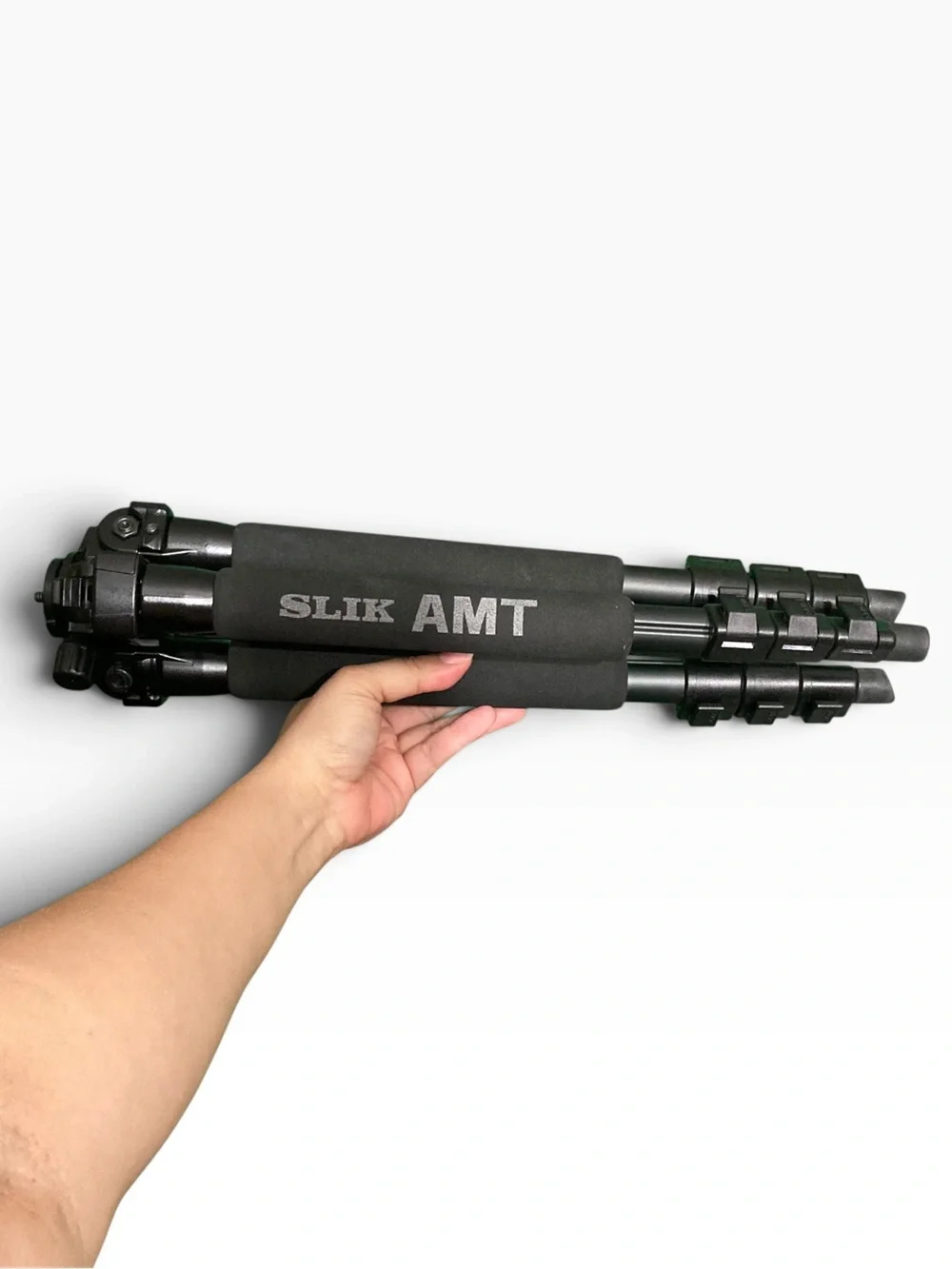 SLIK Pro 340 BH Black All Metal Tripod with Storage Bag - Photography Equipment